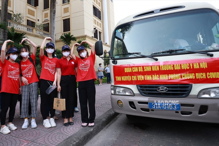 Cán bộ, giảng viên và sinh viên 05 cơ sở đào tạo nhân lực y tế tham gia tình nguyện hỗ trợ phòng chống dịch Covid-19