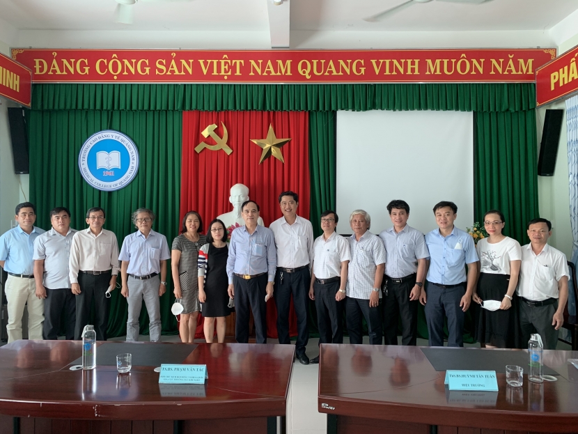 Cục Khoa học công nghệ và Đào tạo làm việc với Trường Cao đẳng Y tế Quảng Nam